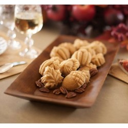 Nordic Ware ® Autumn Cakelet Pan