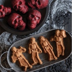 Nordic Ware ® Spooky Skeleton Cakelet Pan