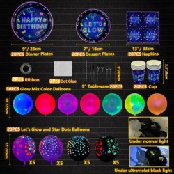 مجموعة أدوات مائدة للحفلات المضيئة مكونة من 240 قطعة من بالونات النيون المضيئة في الظلام وأطباق أعياد الميلاد السعيدة واللافتات والنجوم المعلقة وأغطية الكعك ومناديل وأكواب لتزيين الحفلات بالضوء الأسود تكفي 20 شخصًا